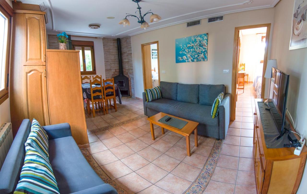 Apartamentos Rurales El Prado Pinofranqueado Luaran gambar