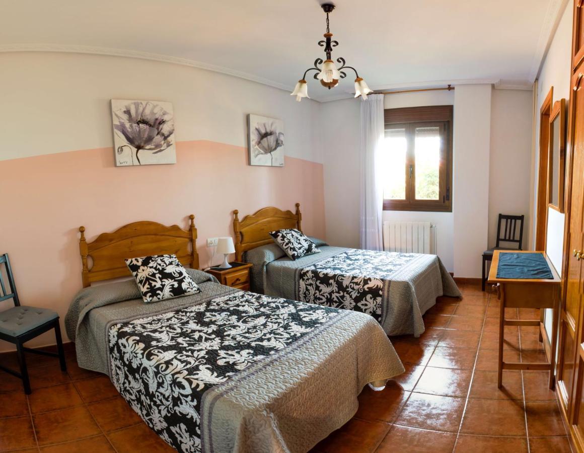 Apartamentos Rurales El Prado Pinofranqueado Luaran gambar