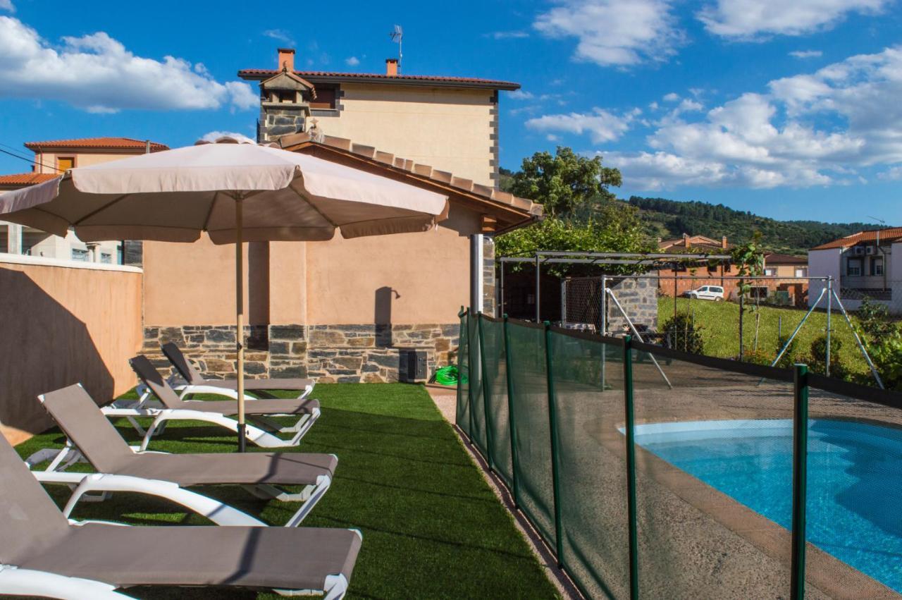 Apartamentos Rurales El Prado Pinofranqueado Luaran gambar