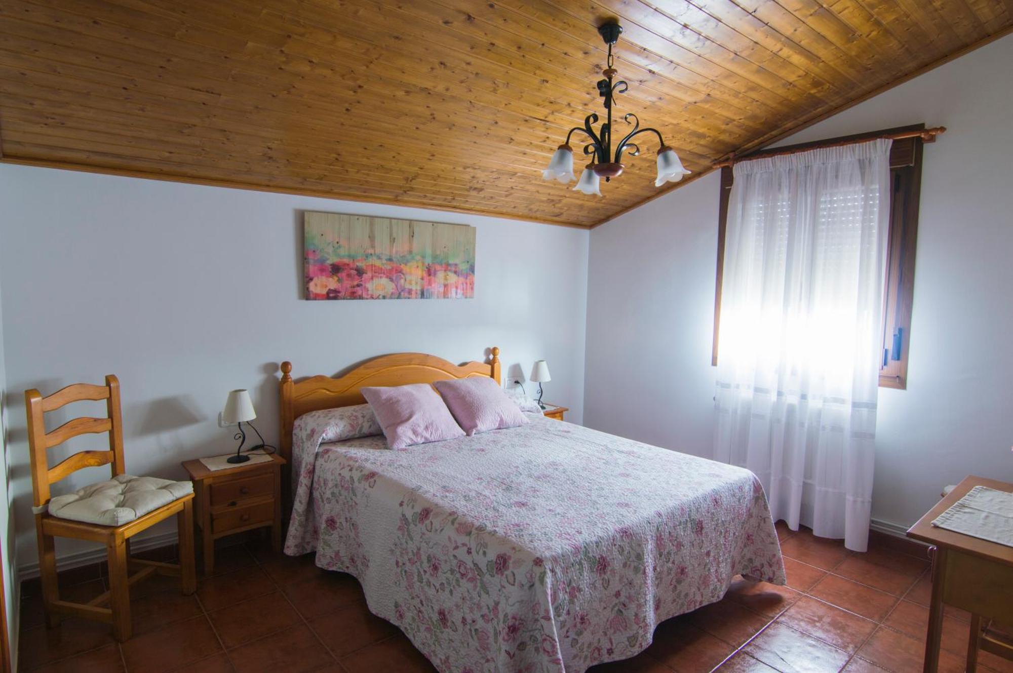Apartamentos Rurales El Prado Pinofranqueado Luaran gambar
