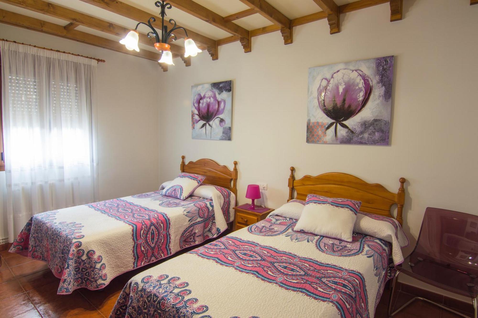 Apartamentos Rurales El Prado Pinofranqueado Luaran gambar
