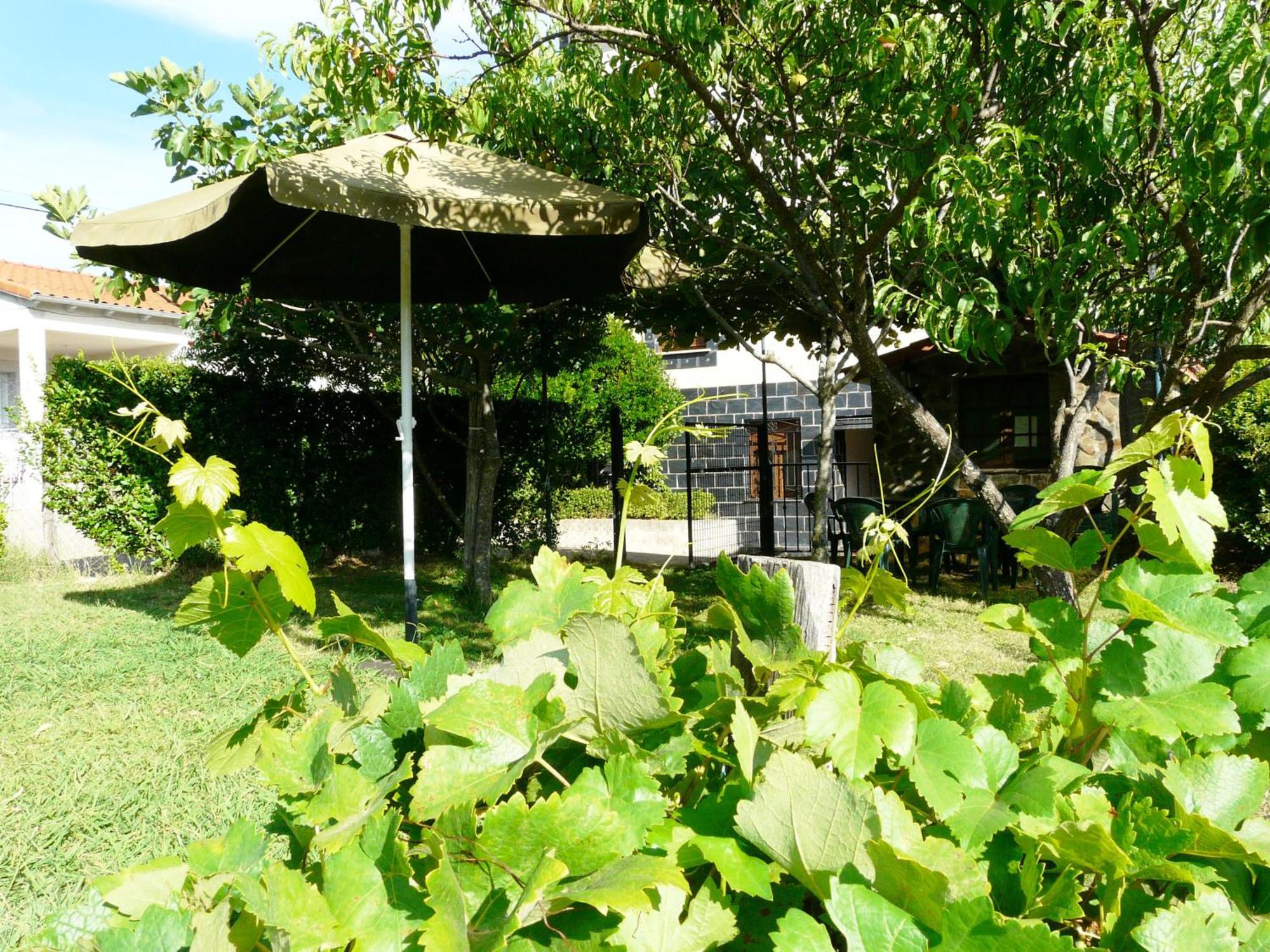 Apartamentos Rurales El Prado Pinofranqueado Luaran gambar